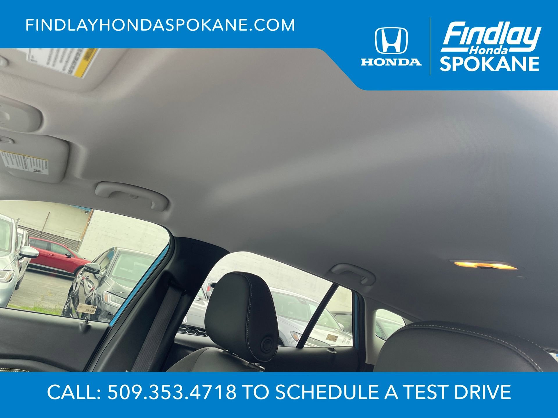 Used 2025 Chevrolet Trax LT w/ LT Convenience Package image 9