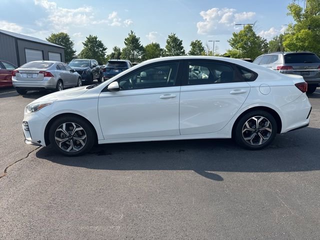 Used 2021 Kia Forte LXS FWD image 2