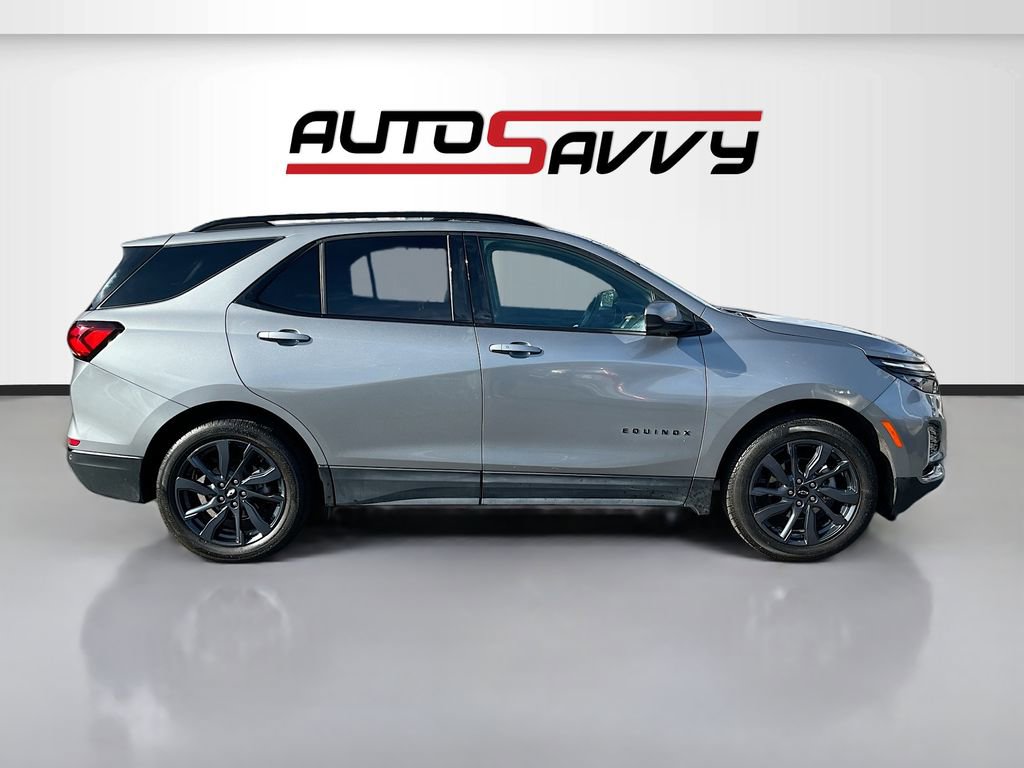 Used 2024 Chevrolet Equinox RS w/ LPO, Floor Liner Package image 8