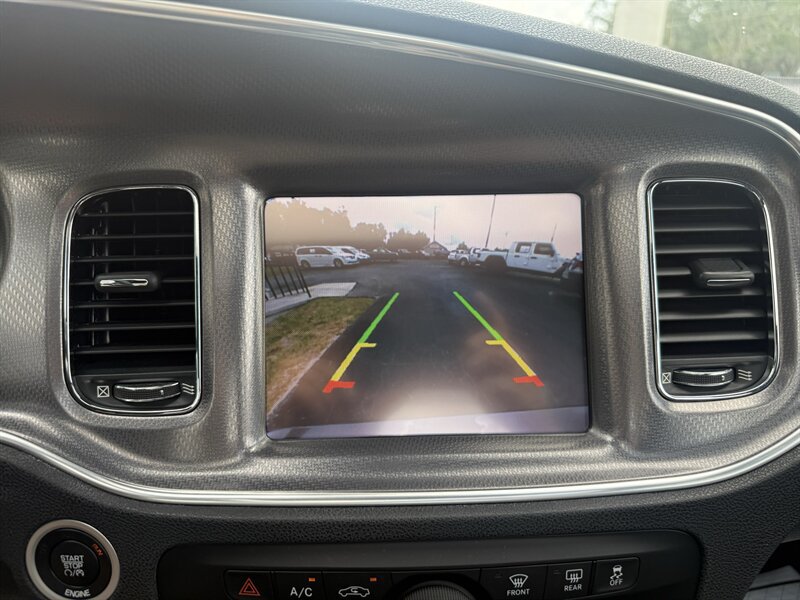 Used 2014 Dodge Charger SXT Plus RWD image 17