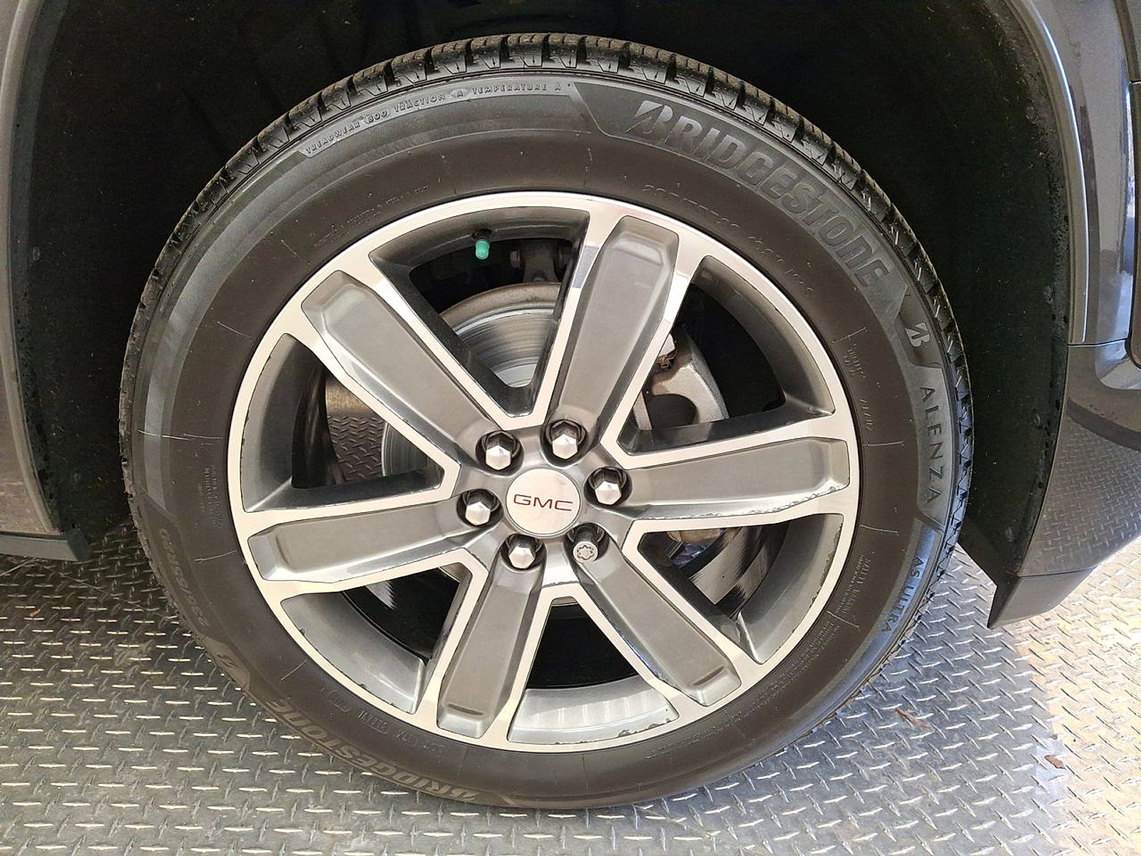 Used 2017 GMC Acadia Denali w/ Technology Package image 27