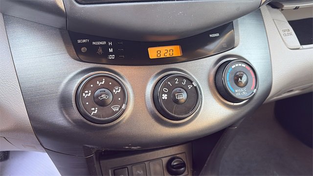 Used 2012 Toyota RAV4 4WD image 13