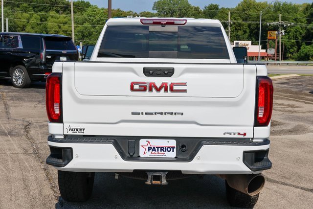 Used 2022 GMC Sierra 2500 AT4 w/ AT4 Preferred Package image 4