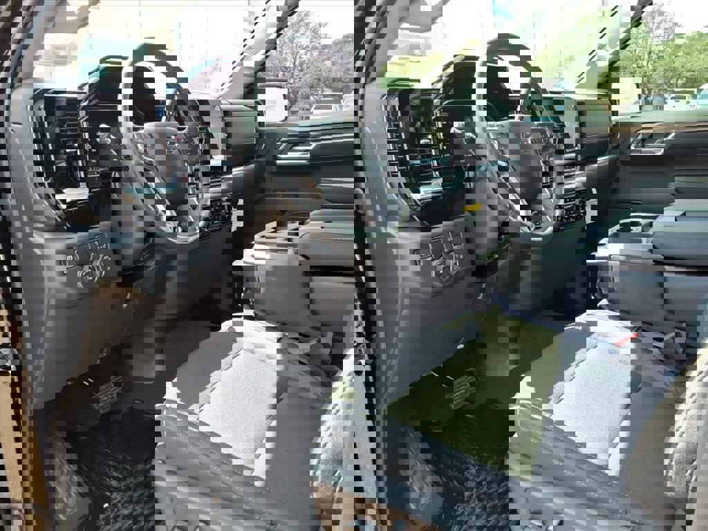 New 2026 Chevrolet Silverado 1500 RST image 18