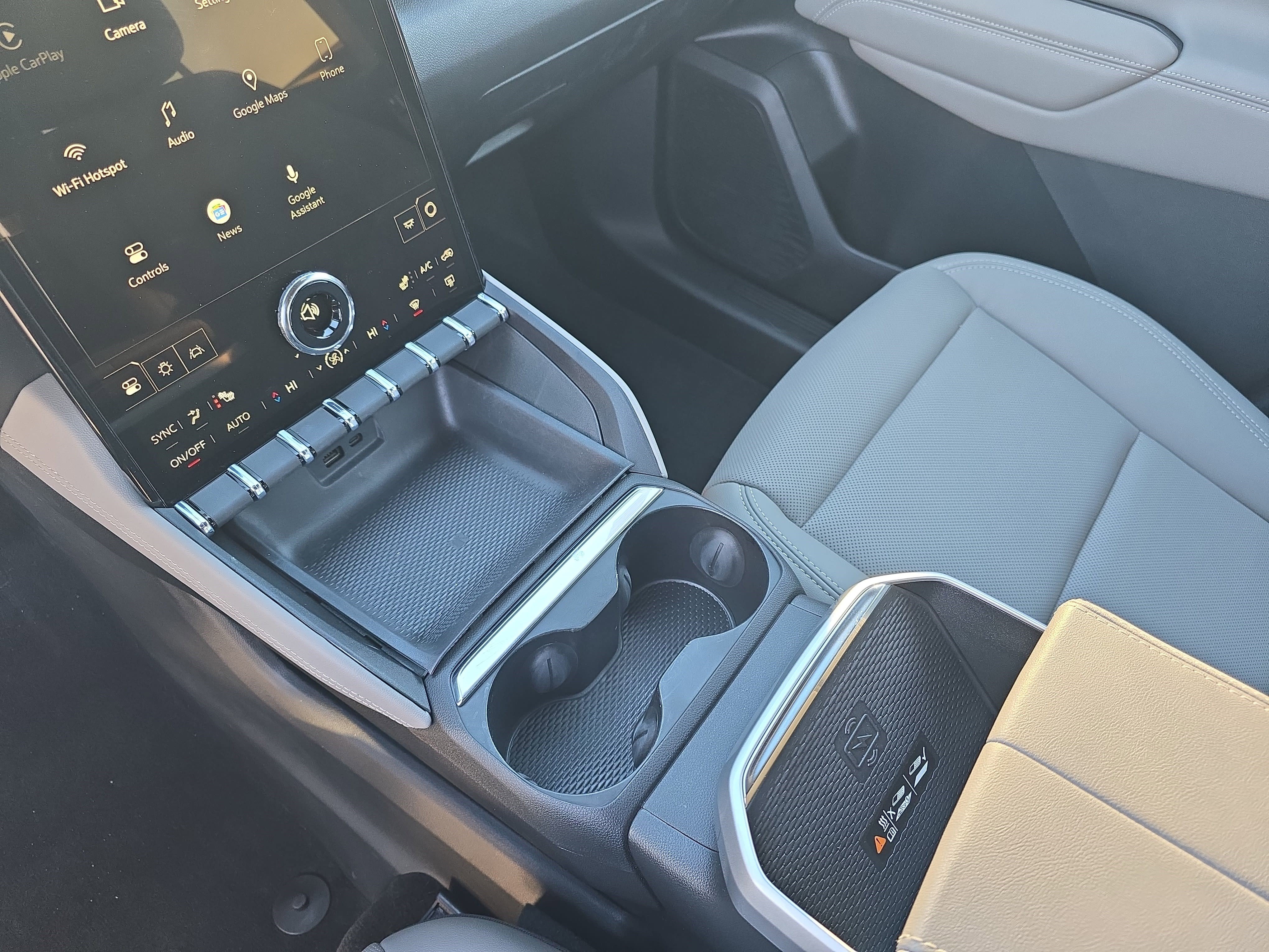 Used 2026 GMC Terrain Elevation w/ Elevation Premium Package image 22