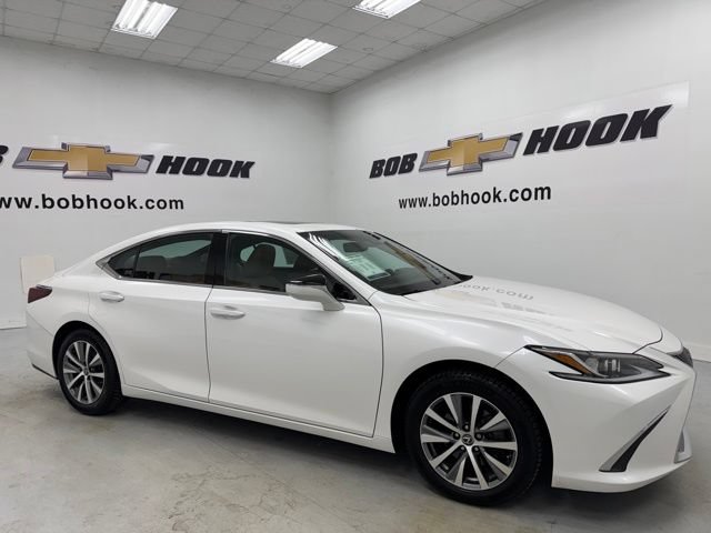 Used 2020 Lexus ES 350 w/ Accessory Package 2 FWD image 3