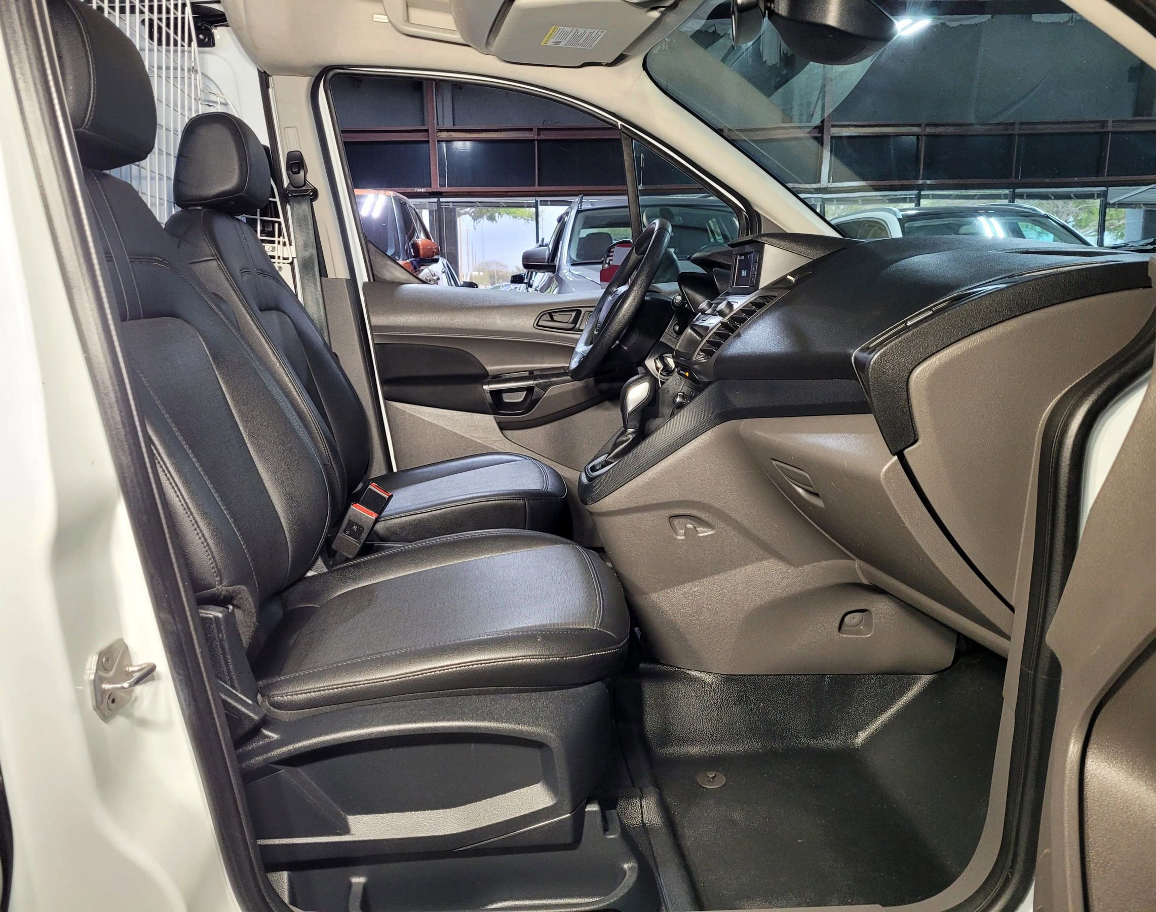 Used 2022 Ford Transit Connect XL image 20