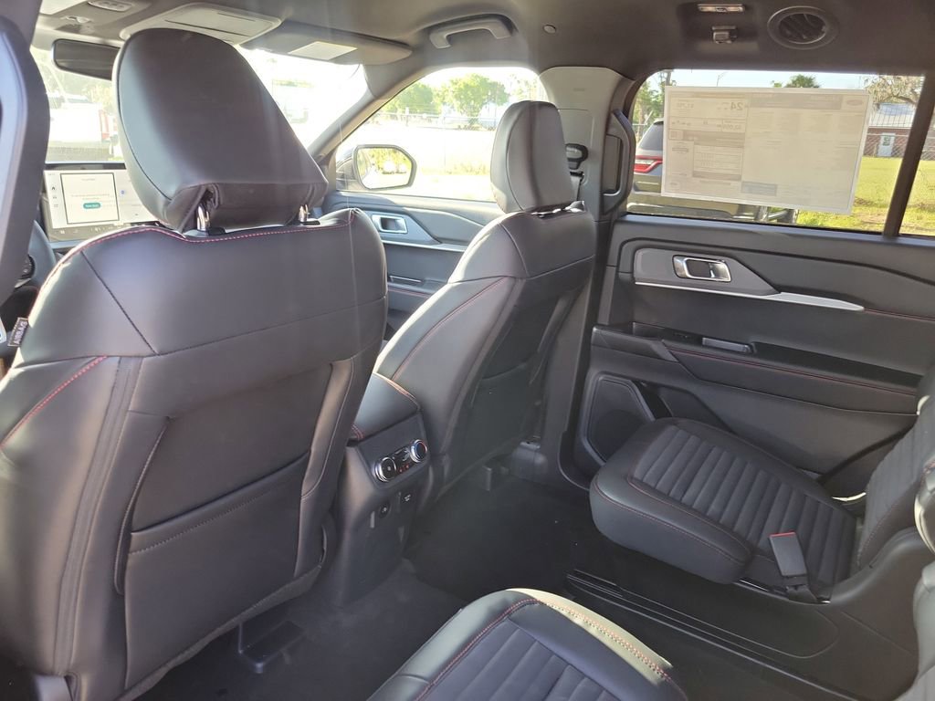 New 2026 Ford Explorer ST-Line image 24
