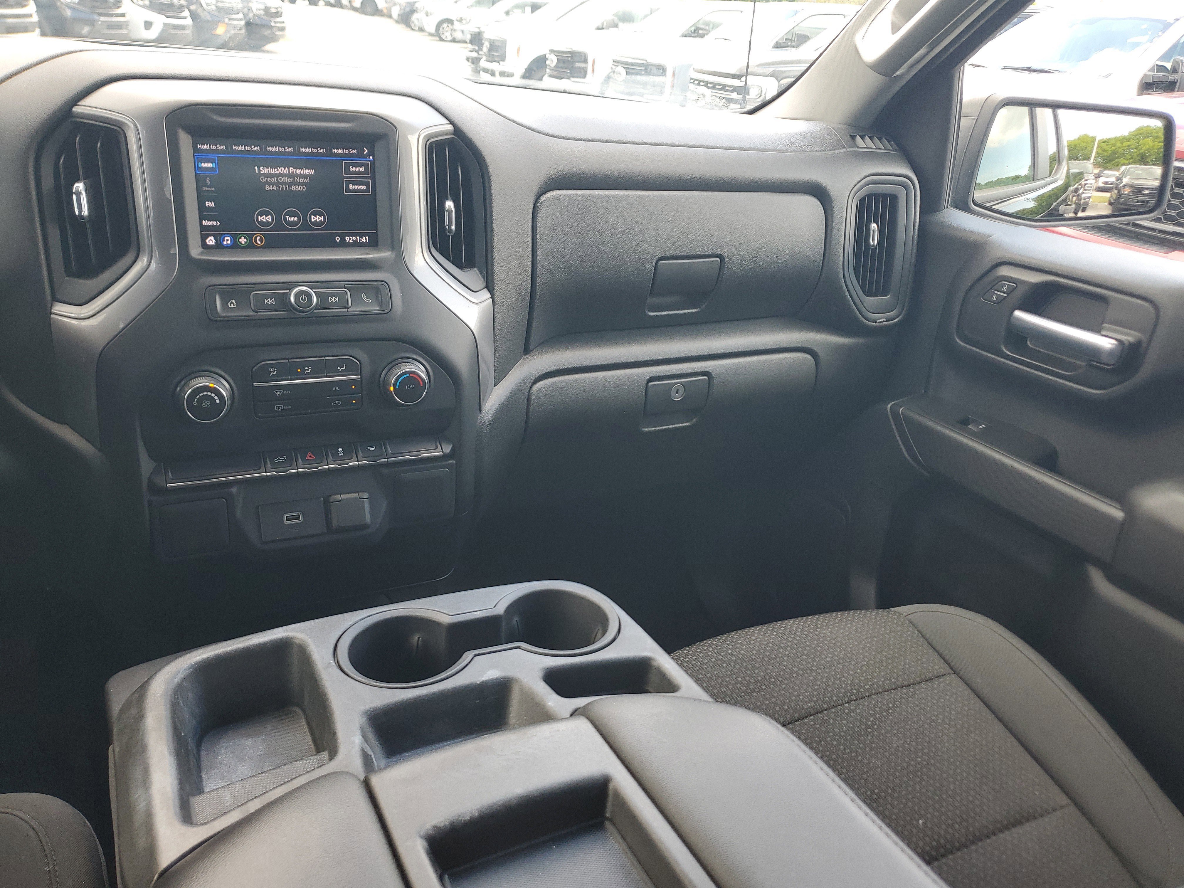 Used 2020 Chevrolet Silverado 1500 Custom w/ Custom Value Package RWD image 16