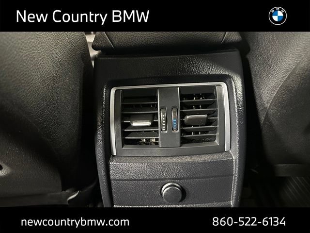 Used 2018 BMW 330i xDrive Sedan AWD/4WD image 24