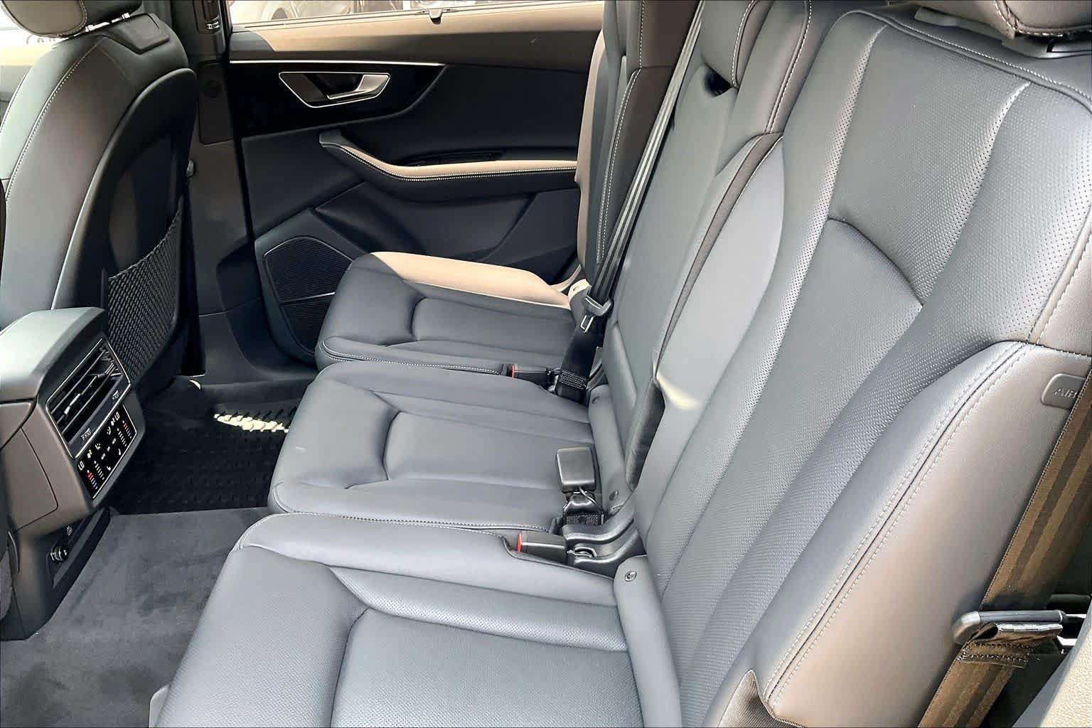New 2026 Audi Q7 Premium Plus AWD/4WD image 17