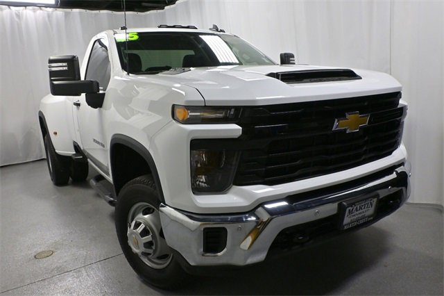 Used 2025 Chevrolet Silverado 3500 W/T w/ WT/CX Safety Package image 2