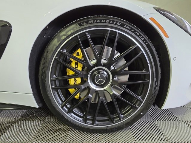 New 2025 Mercedes-Benz AMG GT 63 image 2