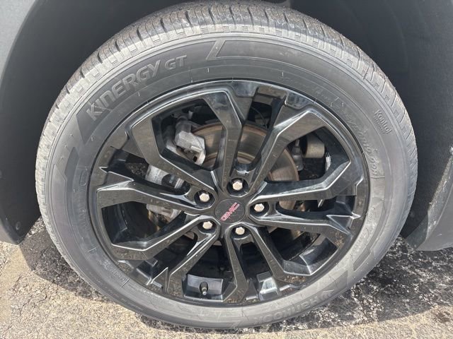 Used 2022 GMC Terrain SLE w/ Driver Convenience Package image 28