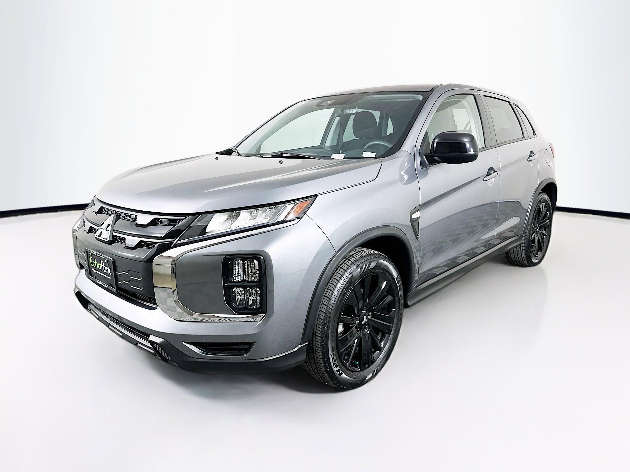 Used 2025 Mitsubishi Outlander Sport LE image 3