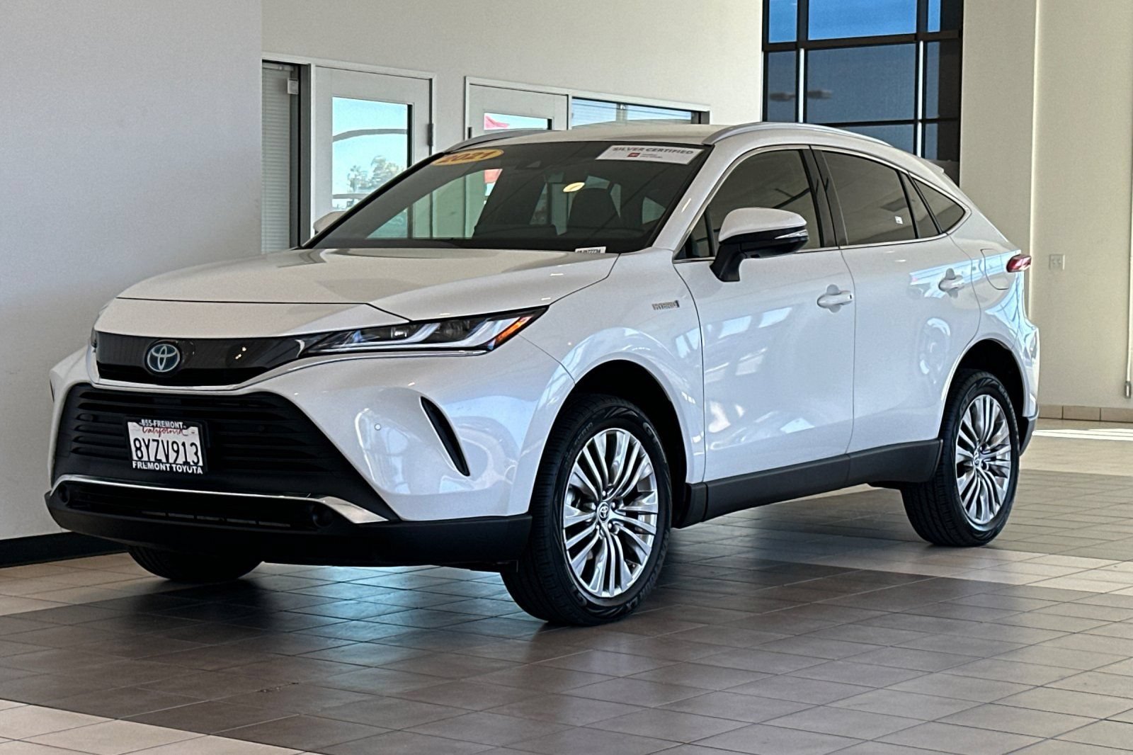 Certified 2021 Toyota Venza XLE AWD/4WD image 8