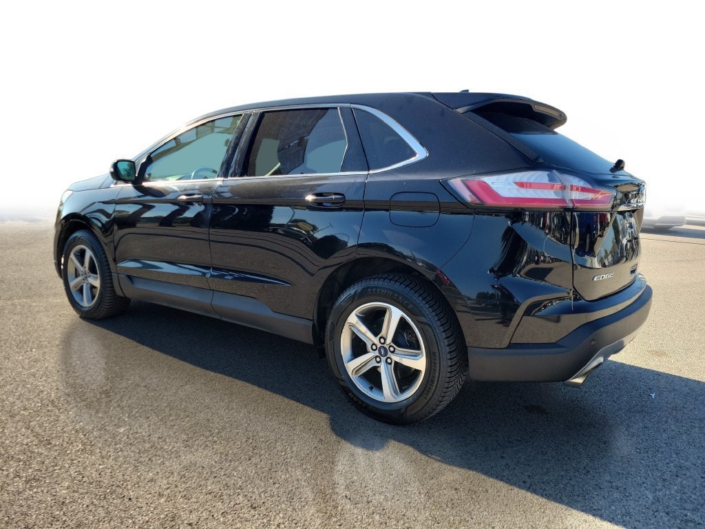 Used 2019 Ford Edge SEL AWD/4WD image 3