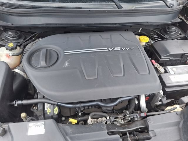 Used 2015 Jeep Cherokee Trailhawk w/ Trailer Tow Group AWD/4WD image 28