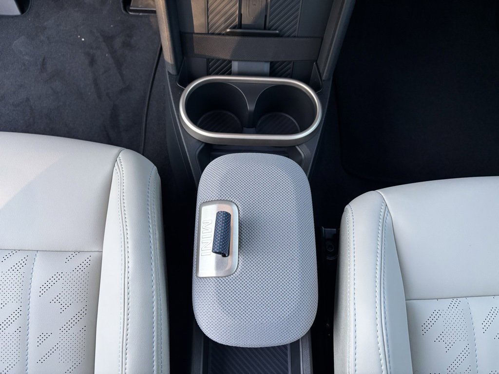 New 2025 MINI Cooper 2-Door Hardtop image 17