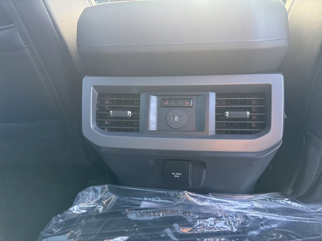 New 2026 Ford F350 Lariat image 20