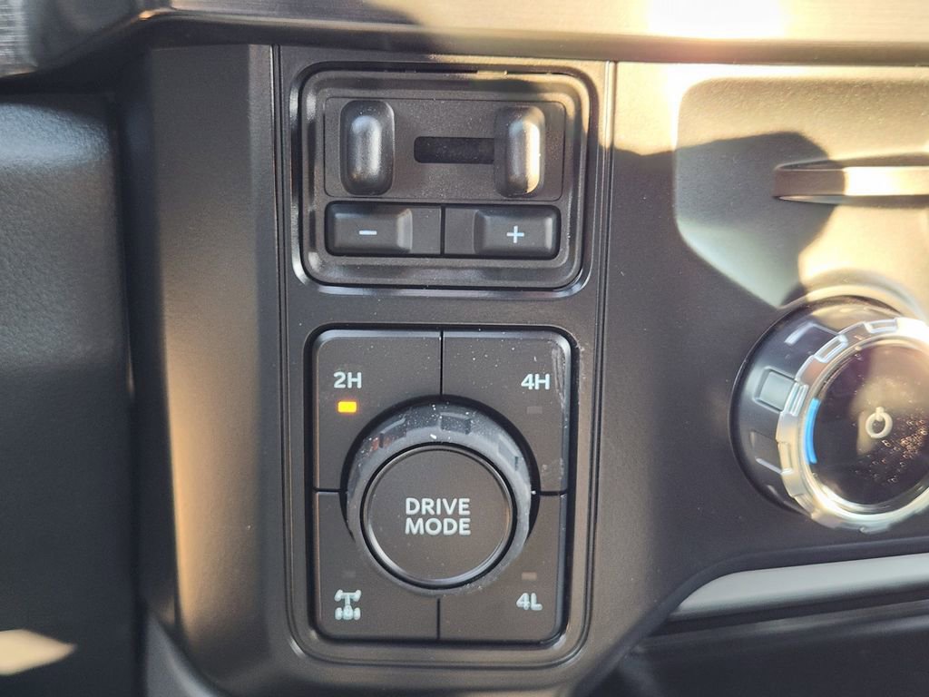 New 2026 Ford F250 Lariat image 14