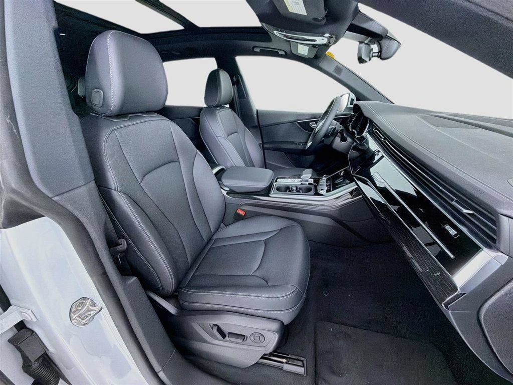 New 2026 Audi Q8 Premium Plus AWD/4WD image 30
