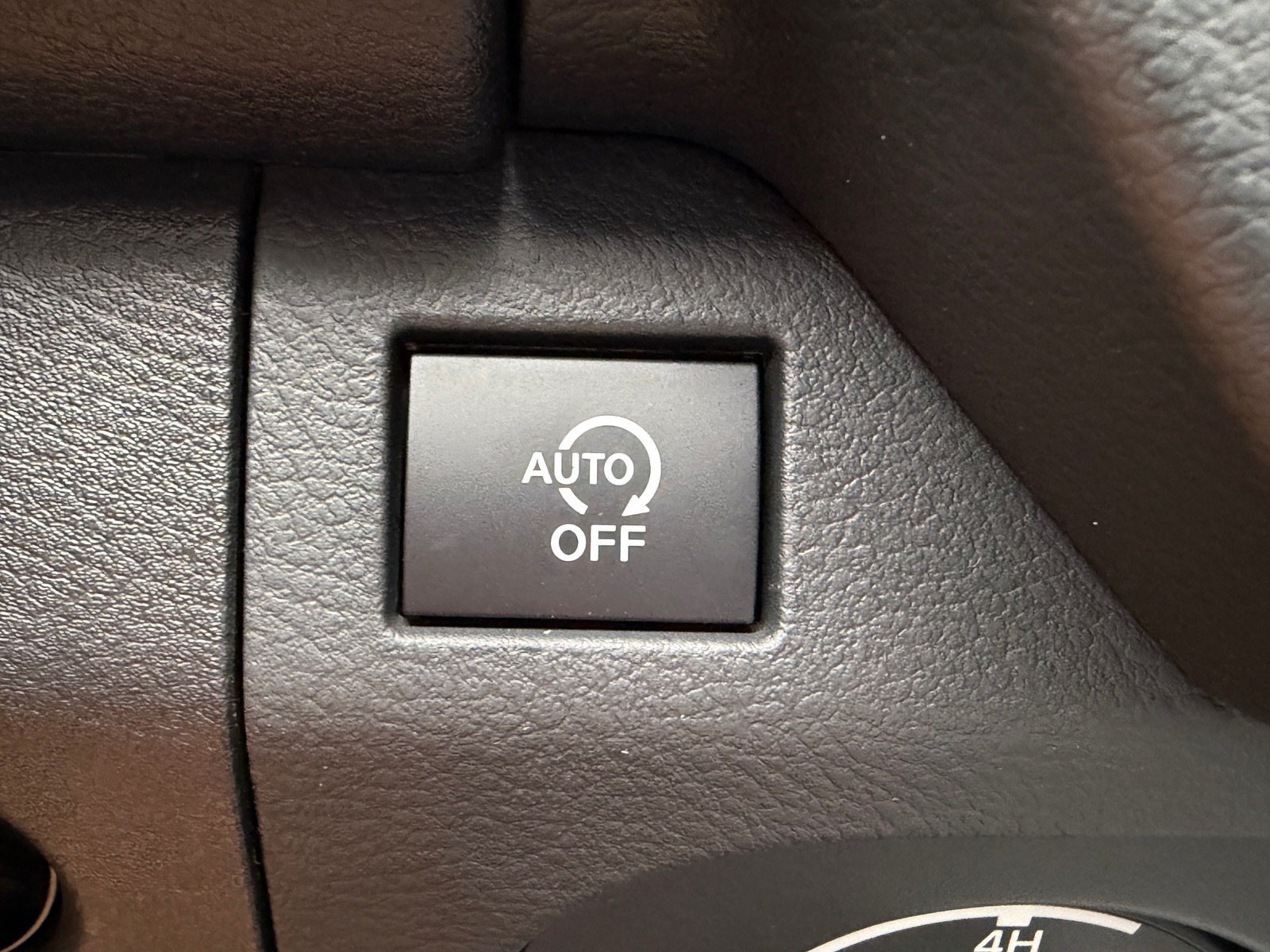 New 2027 Nissan Frontier S w/ Tow Package AWD/4WD image 29