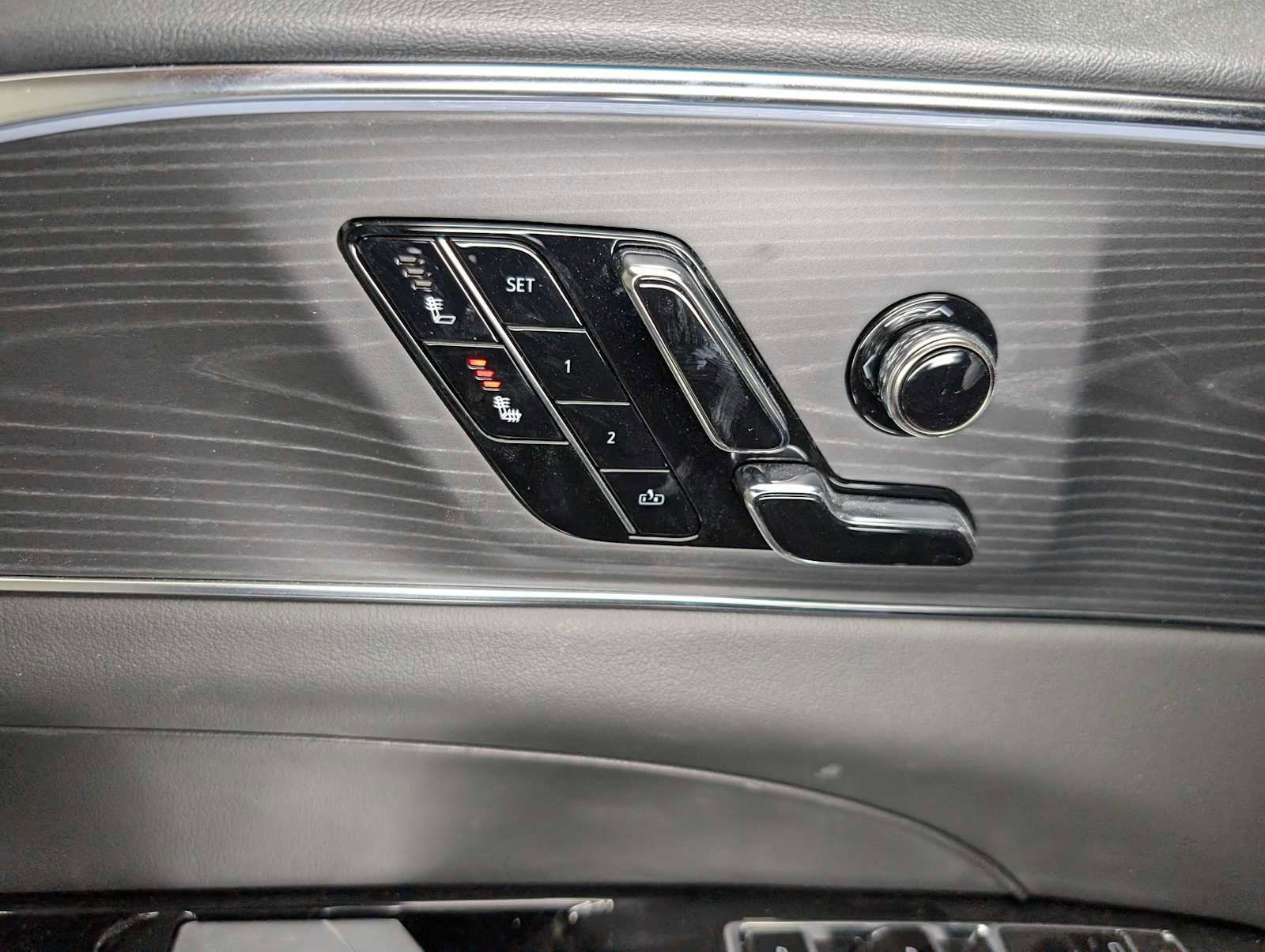 New 2025 Cadillac Lyriq Luxury image 35