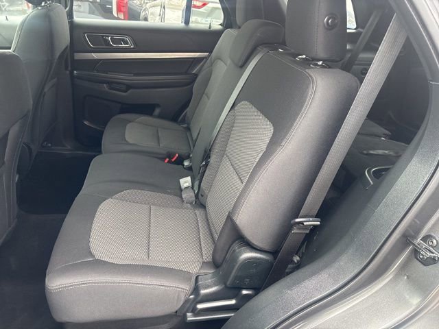 Used 2019 Ford Explorer XLT w/ Equipment Group 201A image 11