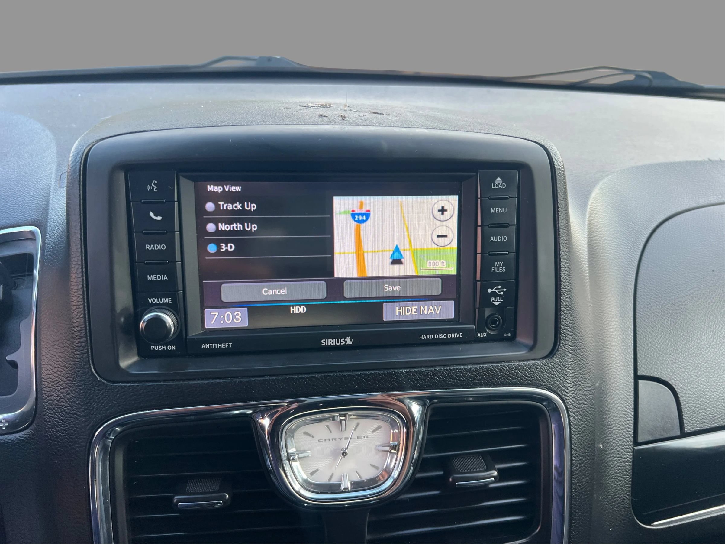 Used 2014 Chrysler Town & Country S FWD image 27