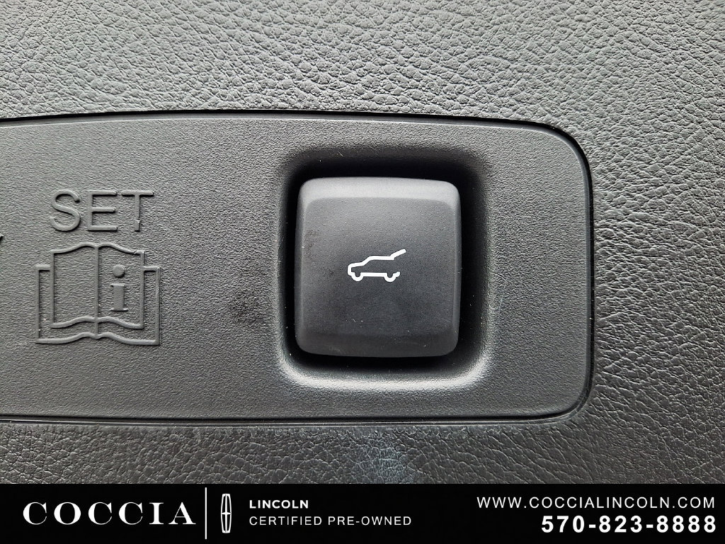 Certified 2023 Lincoln Corsair AWD w/ Equipment Group 101A image 29
