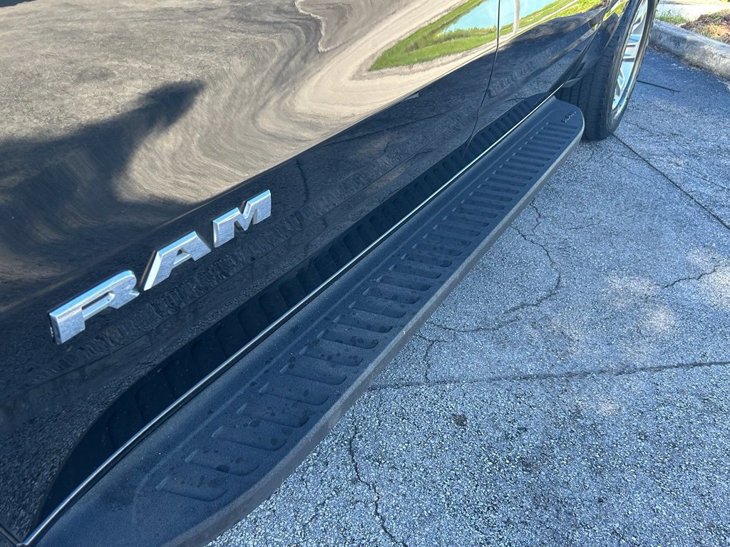 Used 2024 RAM 1500 Laramie RWD image 28