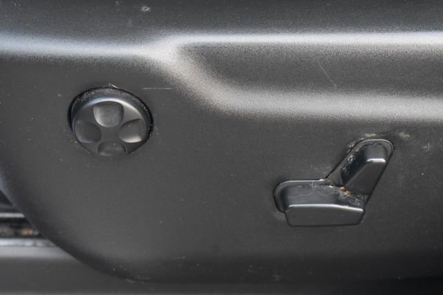 Used 2014 Jeep Grand Cherokee Overland image 27