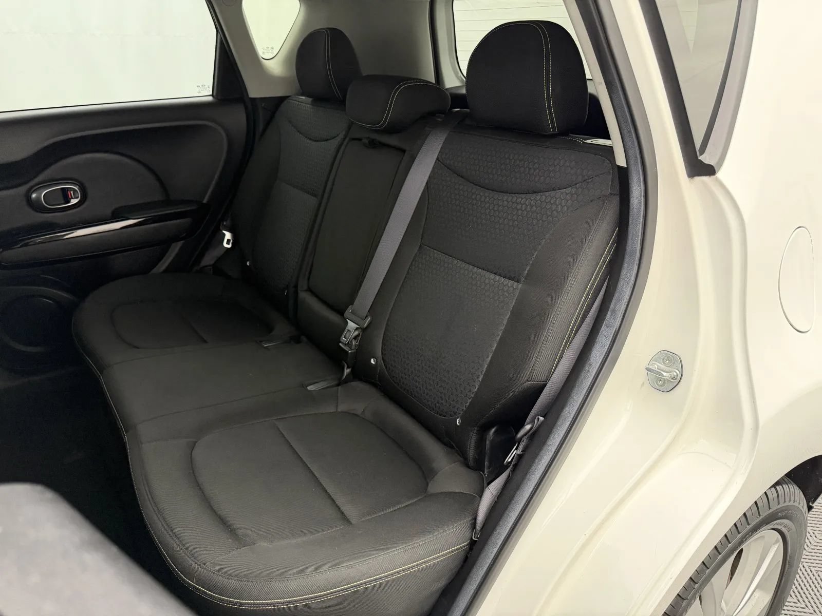 Used 2016 Kia Soul + w/ Audio Package FWD image 24