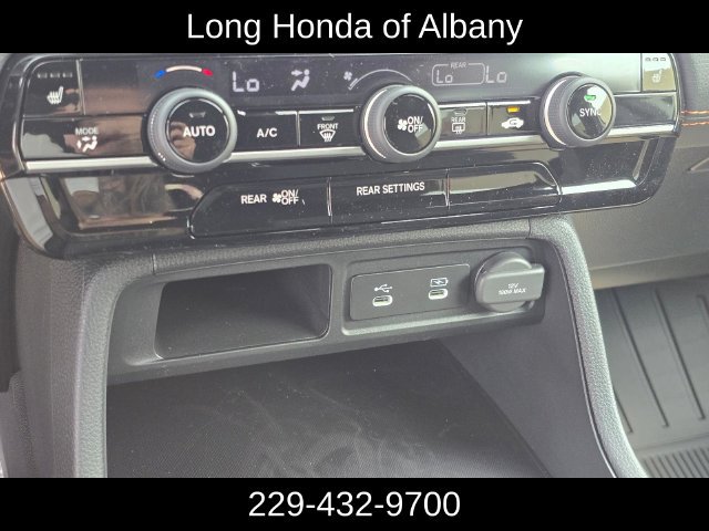 New 2026 Honda Pilot Sport image 25