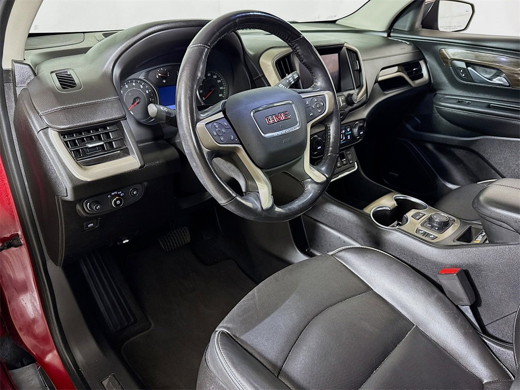 Used 2019 GMC Terrain Denali w/ Advanced Safety Package image 7