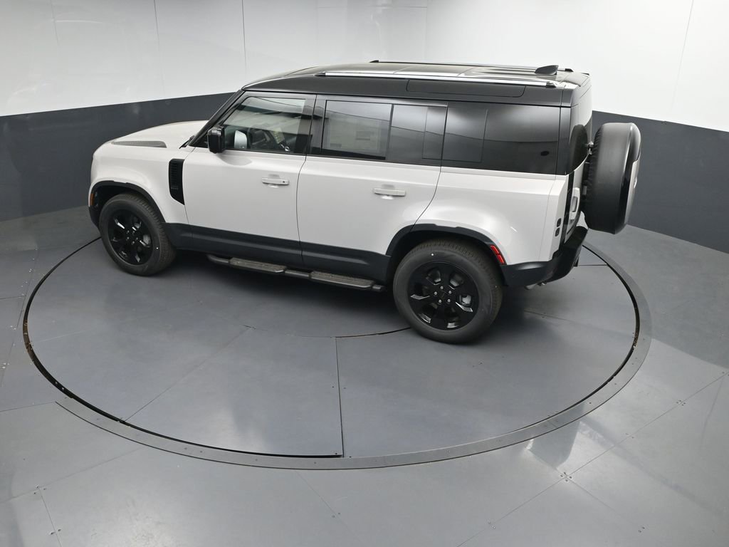 New 2026 Land Rover Defender 110 S AWD/4WD image 32