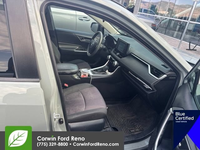Used 2019 Toyota RAV4 XLE AWD/4WD image 11