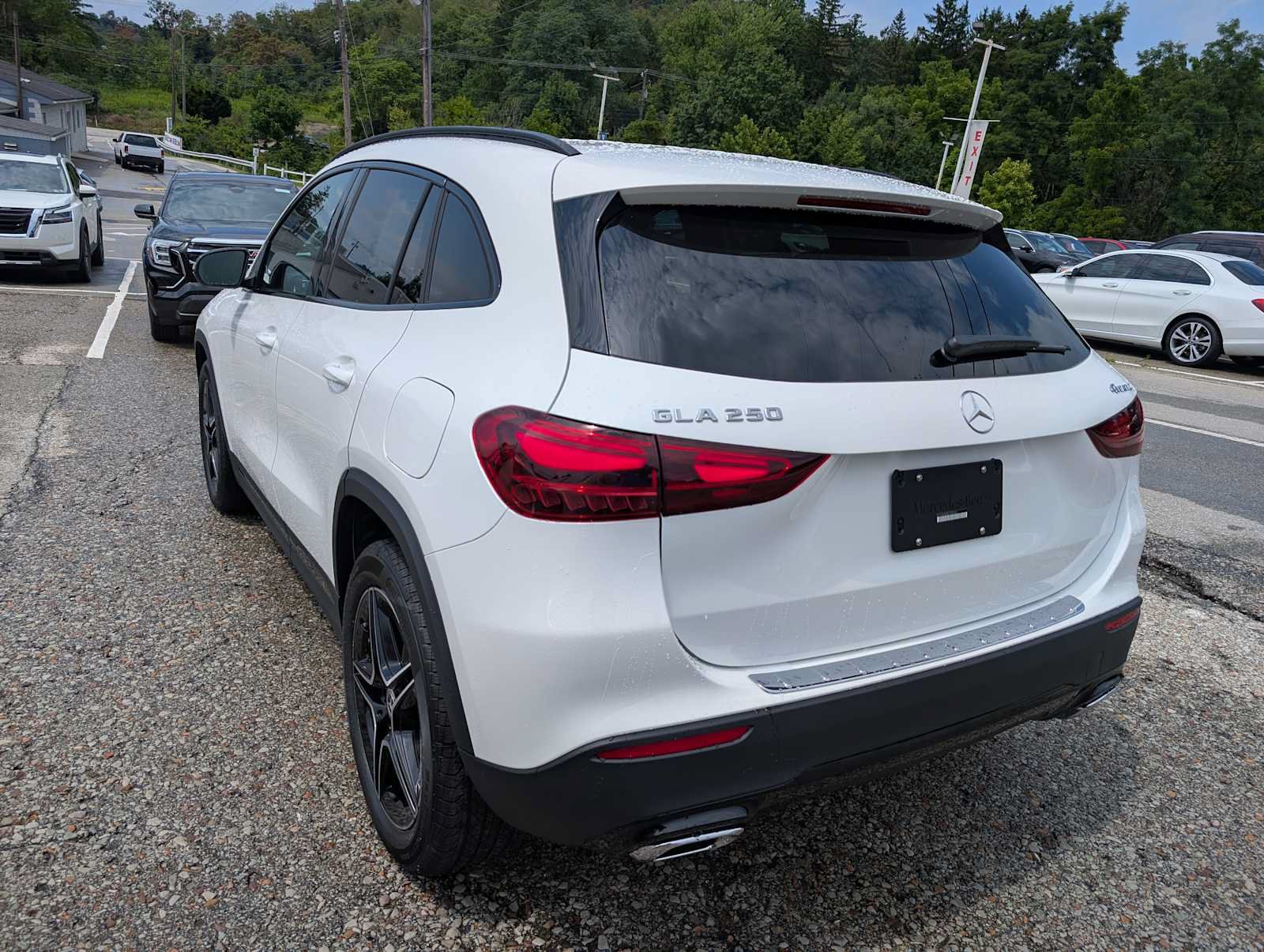 New 2026 Mercedes-Benz GLA 250 4MATIC image 9