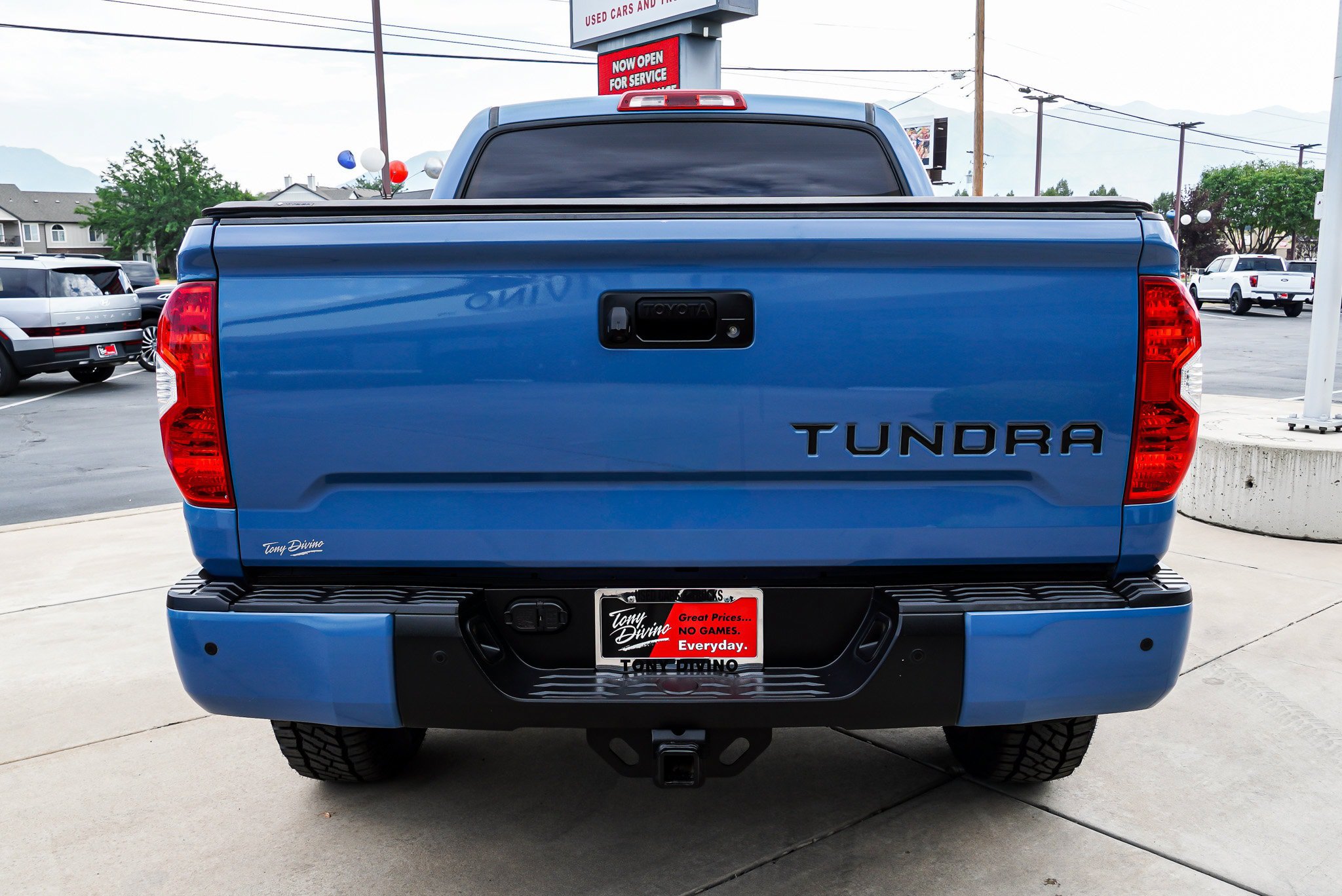 Used 2019 Toyota Tundra Limited w/ Limited Premium Package AWD/4WD image 7