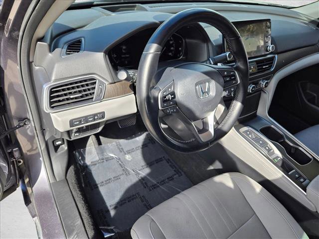 Used 2020 Honda Accord Touring image 10