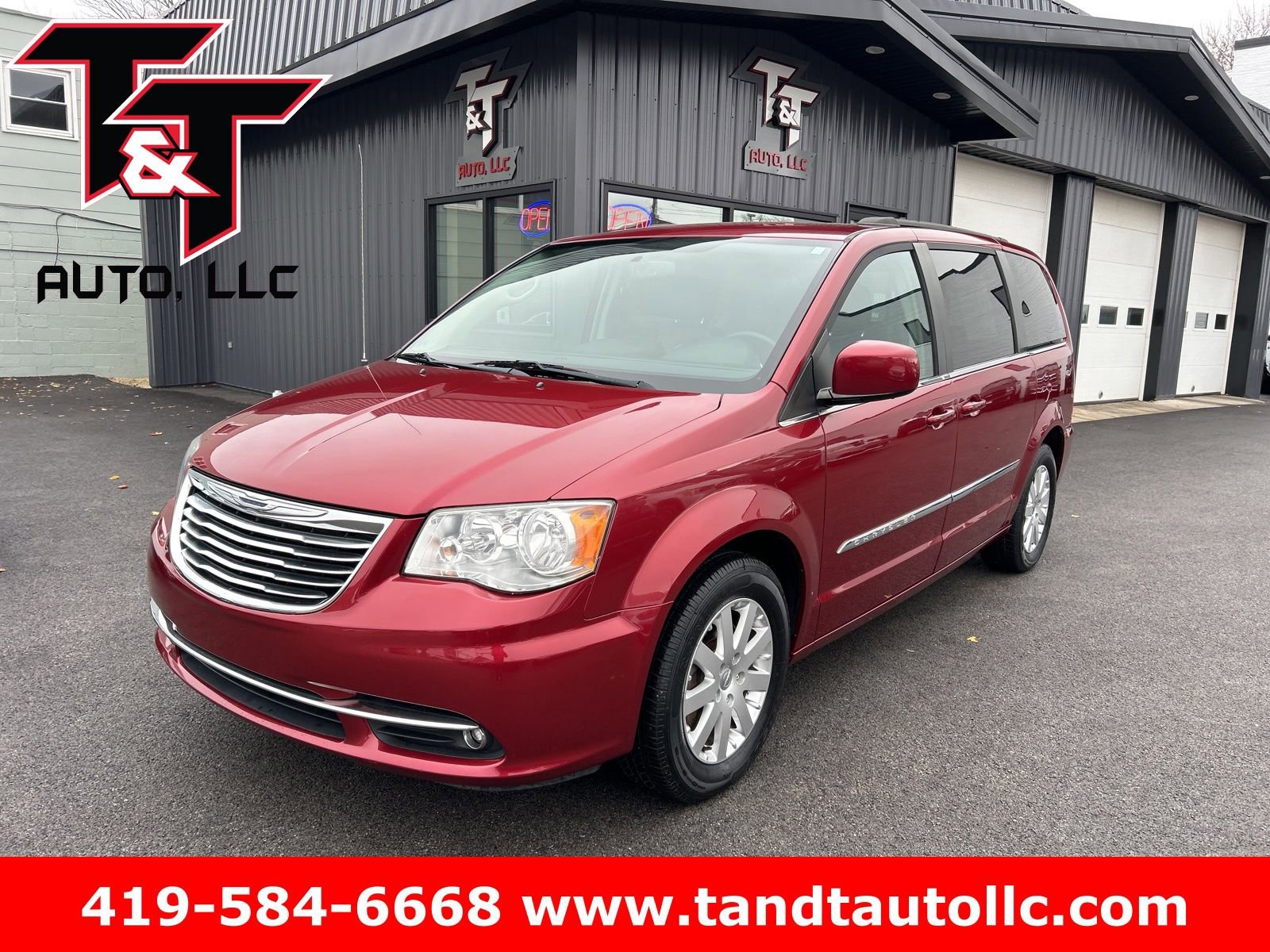 Used 2016 Chrysler Town & Country Touring