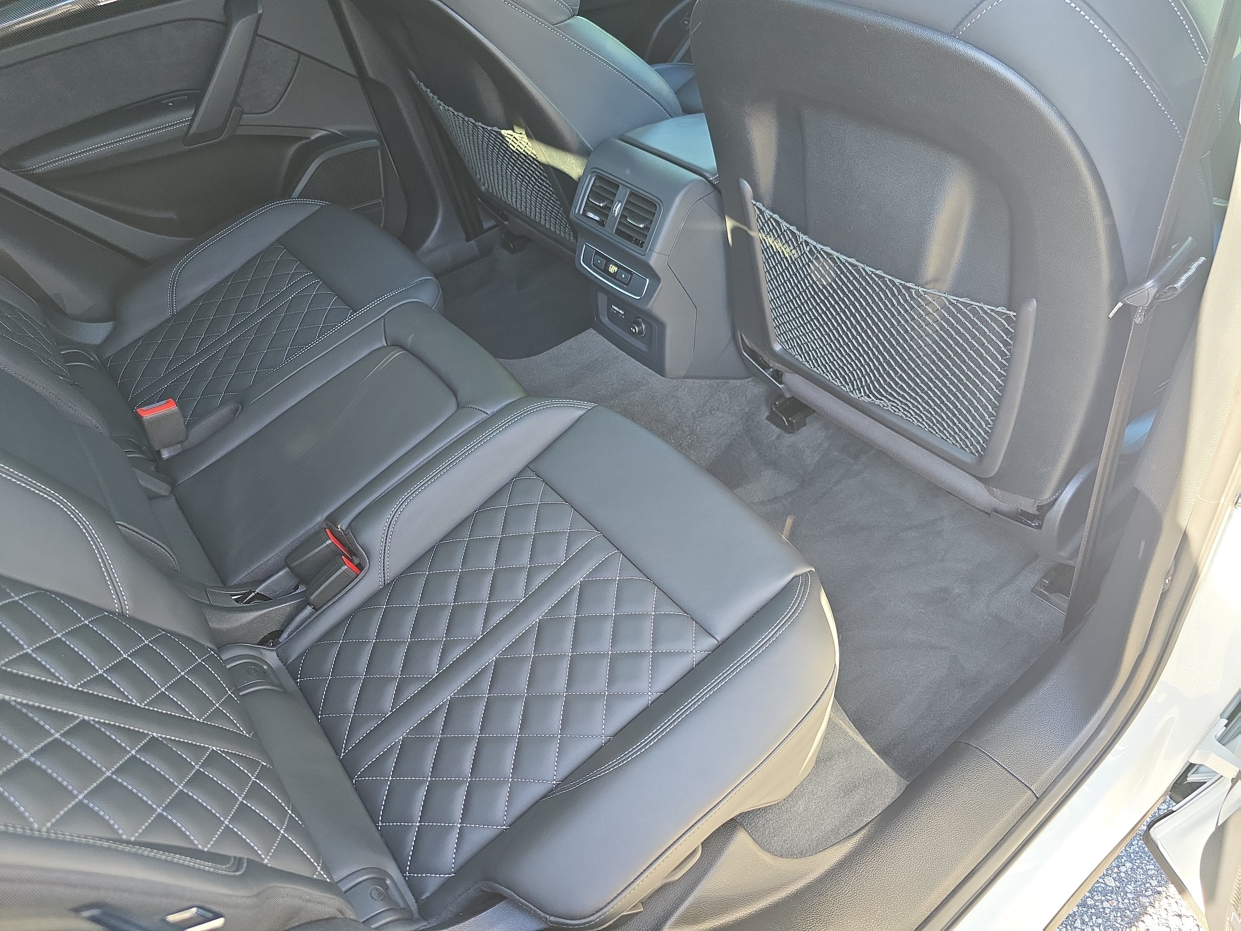 Used 2024 Audi SQ5 Premium Plus w/ Premium Plus Package AWD/4WD image 11