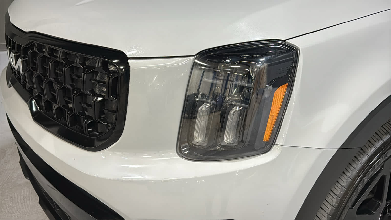 Used 2024 Kia Telluride EX X-Line AWD/4WD image 7