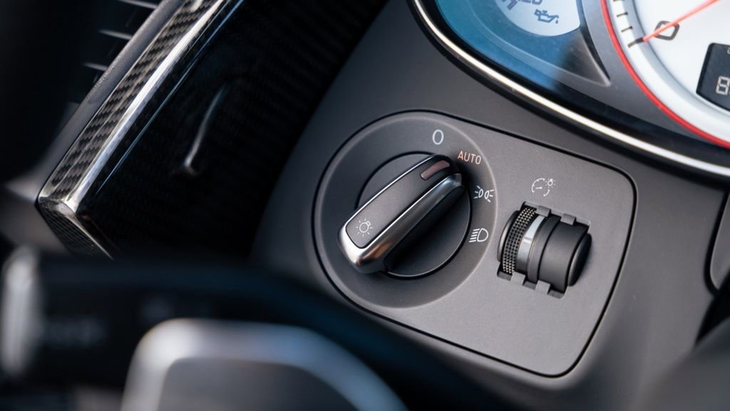 Used 2011 Audi R8 V10 image 26