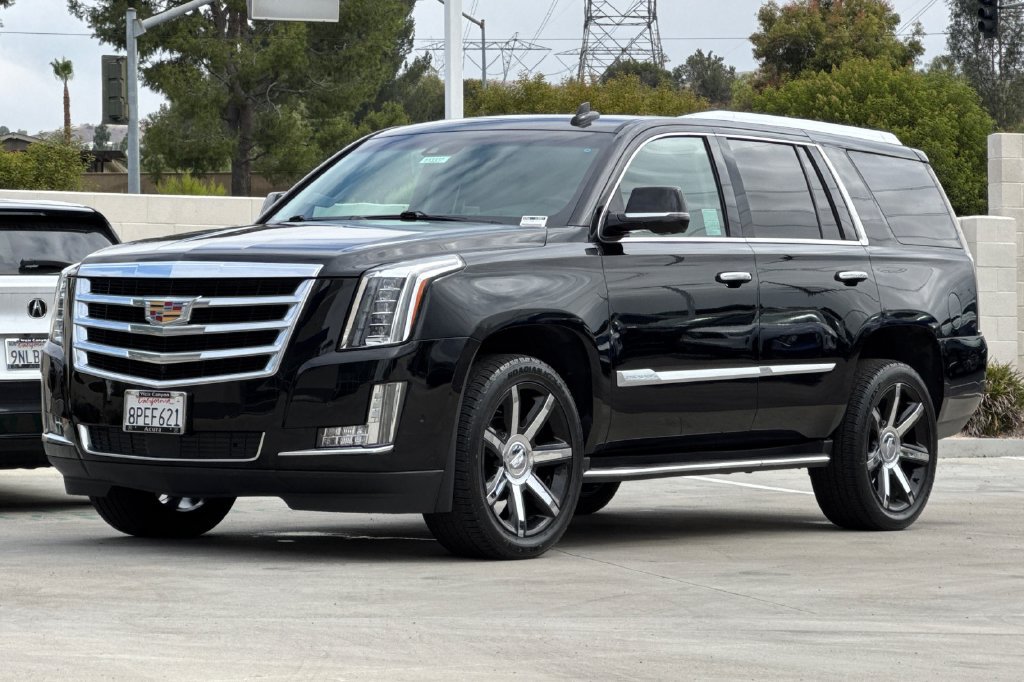 Used 2019 Cadillac Escalade Premium Luxury RWD image 12