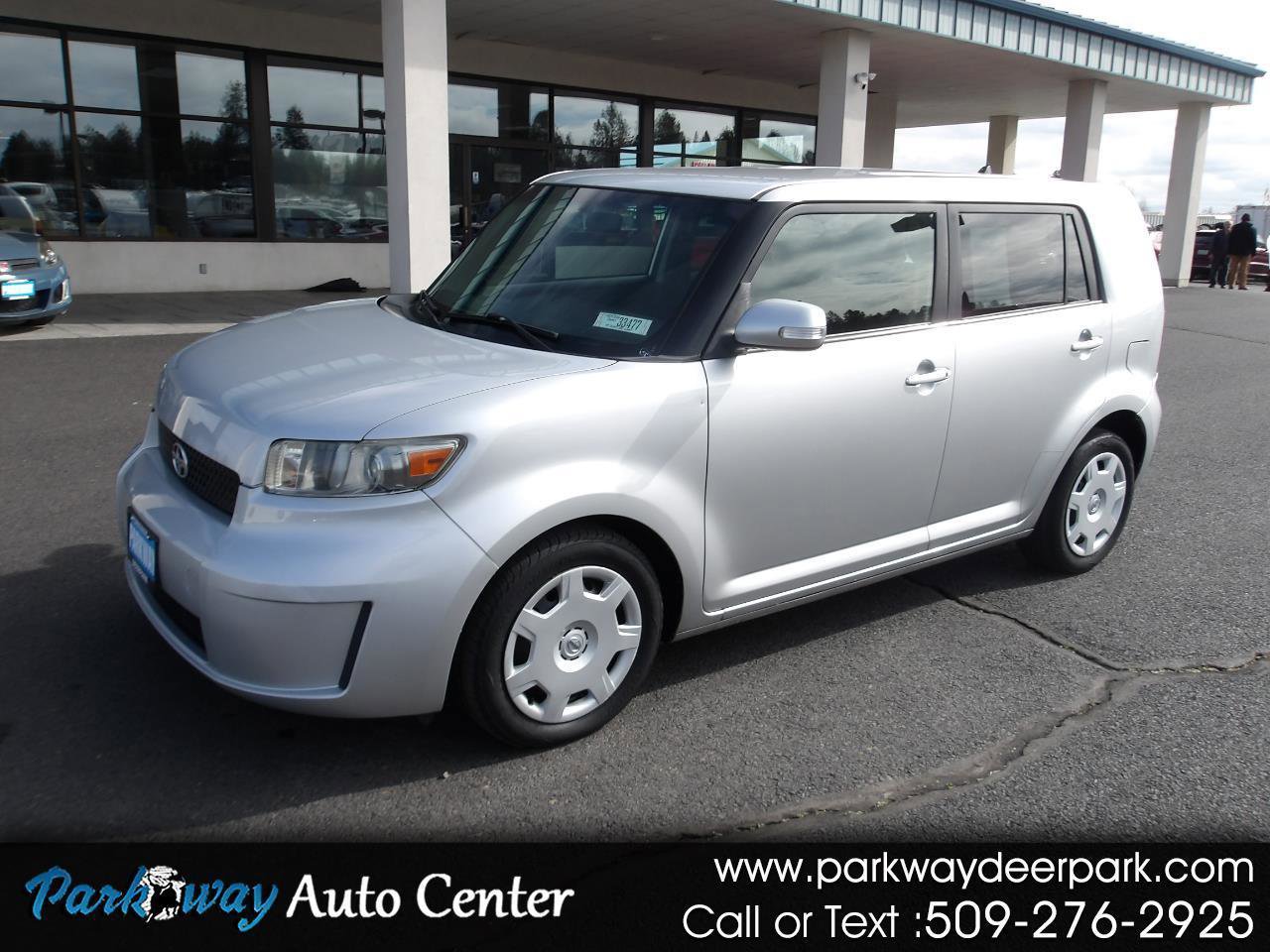 Used 2009 Scion xB image 1