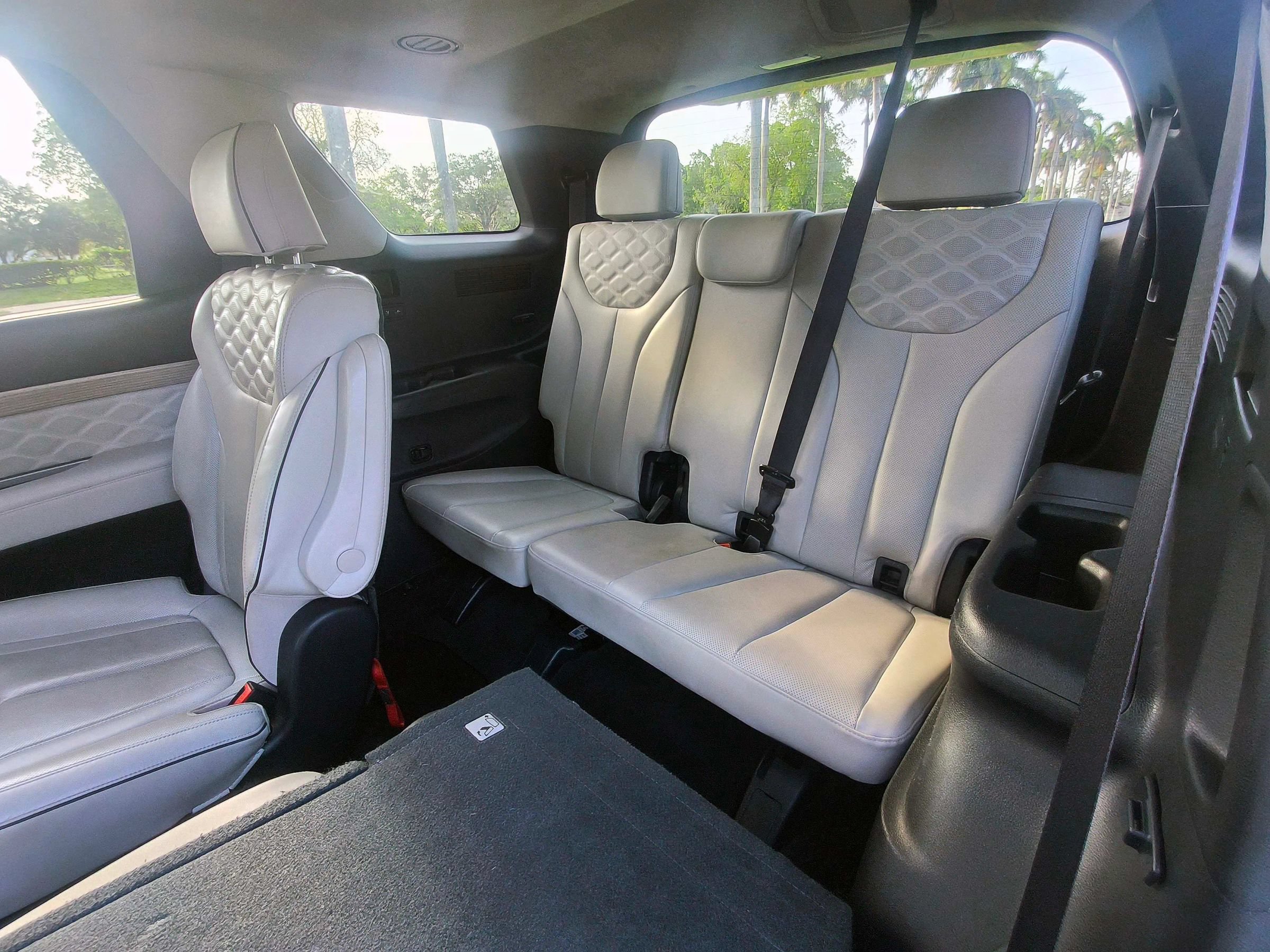Used 2022 Hyundai Palisade Calligraphy w/ Cargo Package FWD image 34