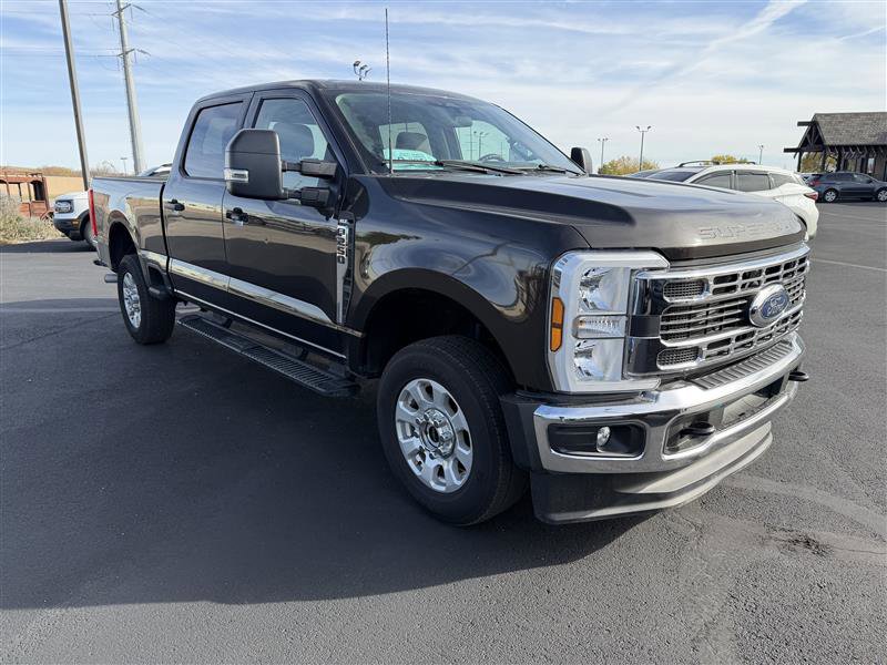Used 2024 Ford F250 XLT image 2