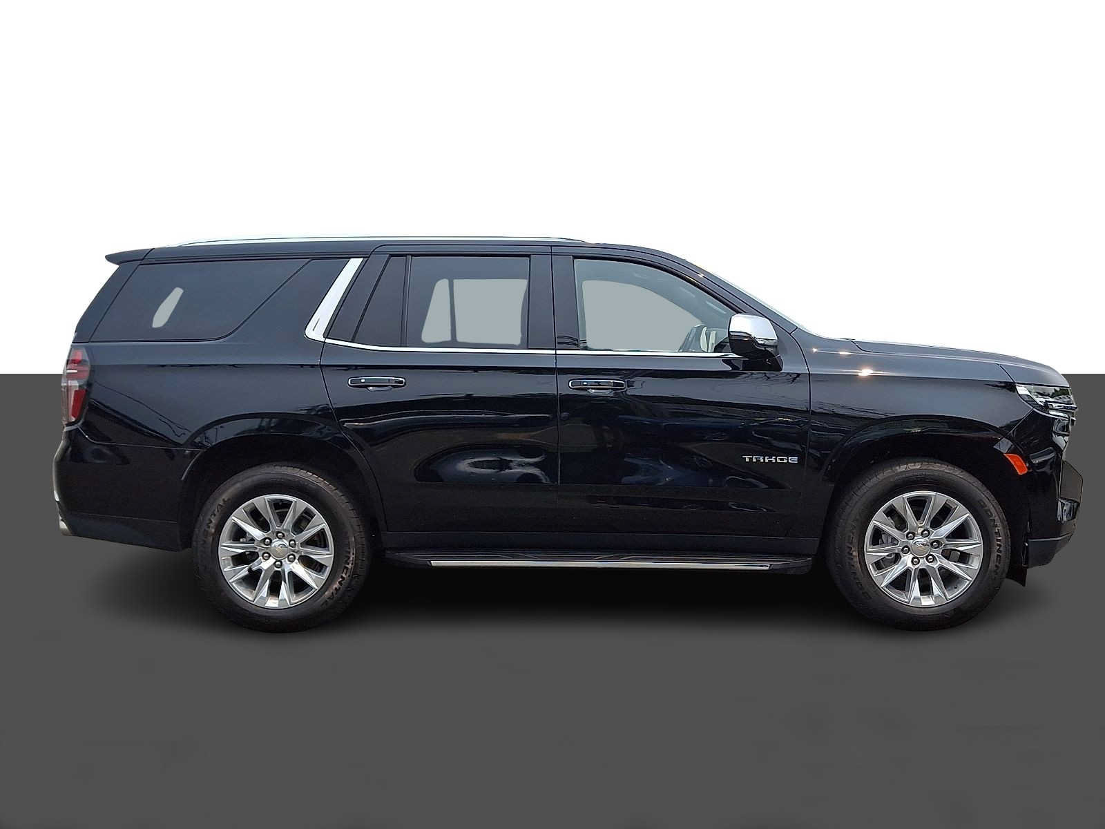 Used 2024 Chevrolet Tahoe Premier AWD/4WD image 7